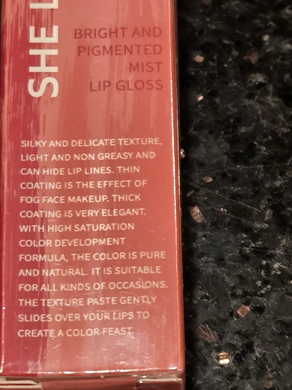 She Loves Bright and Pigmented Lip Gloss